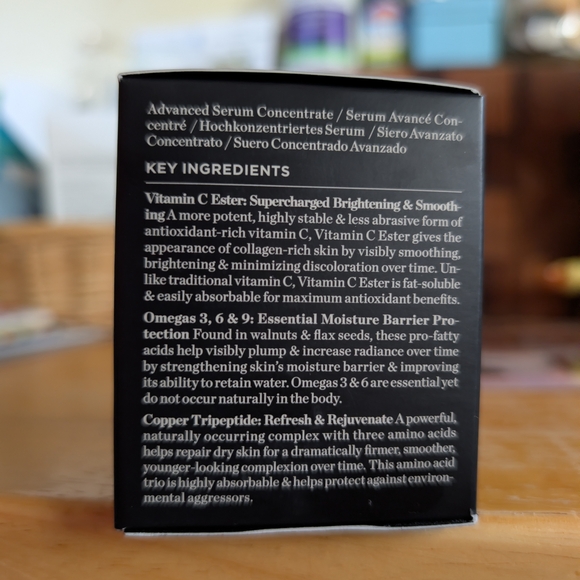 Perricone MD Cold Plasma Plus+ Advanced Serum - Black - Picture 2 of 3